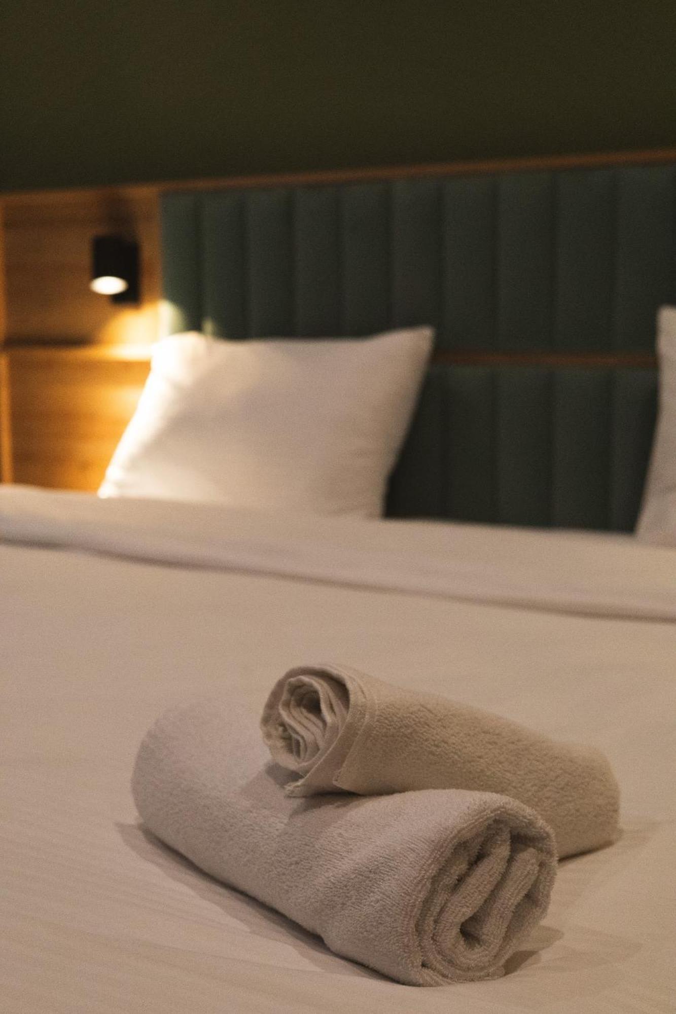 Central Hotel Kutaisi Ngoại thất bức ảnh