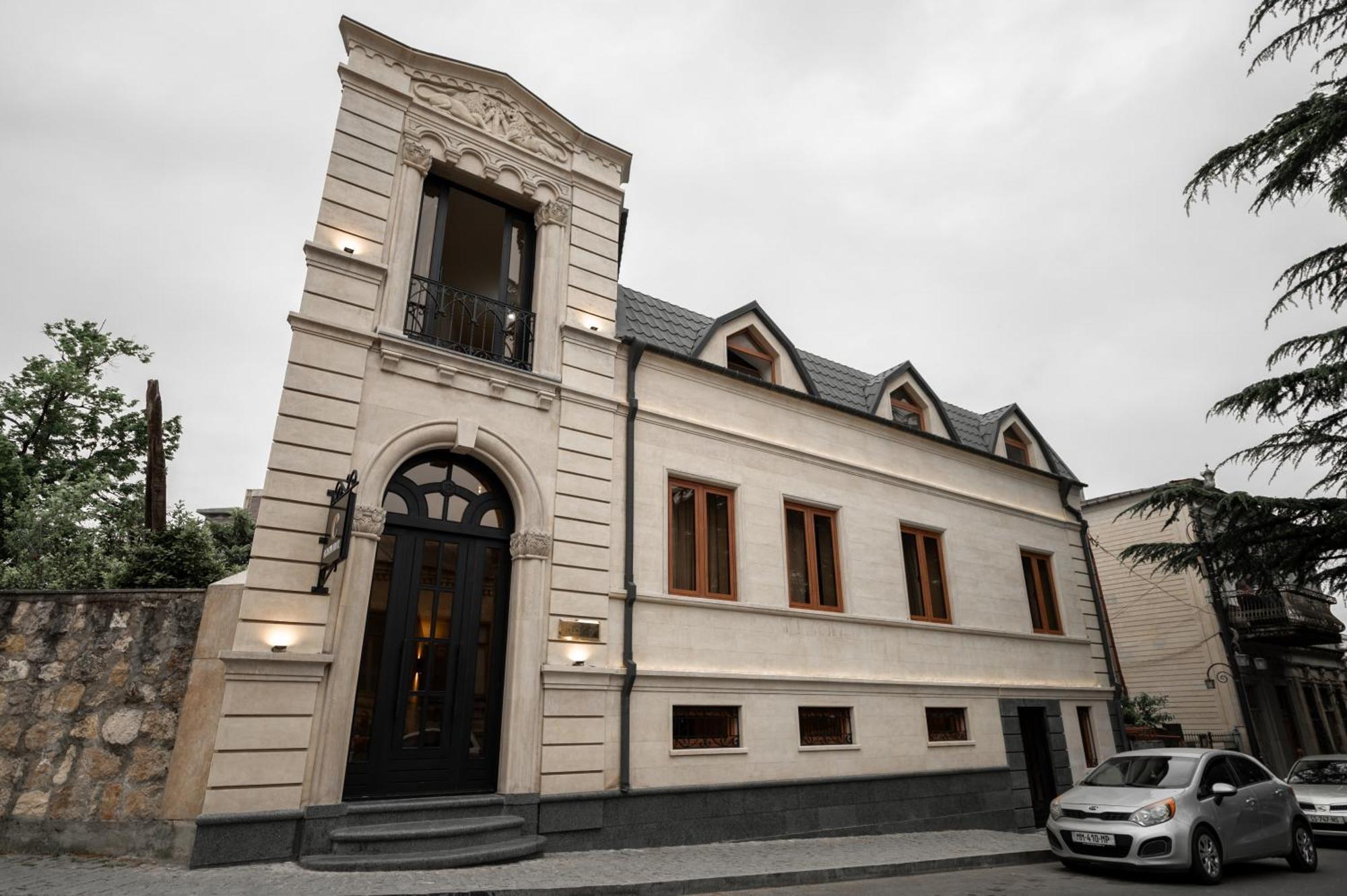 Central Hotel Kutaisi Ngoại thất bức ảnh